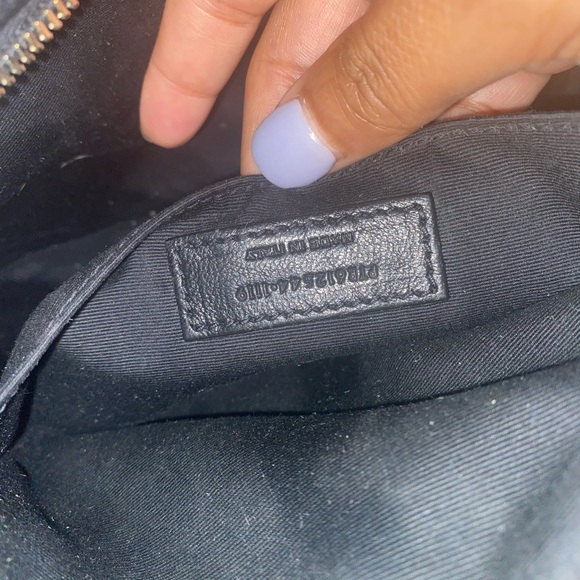 Authentic YSL camera bag in great condition! - Picture 8 of 9